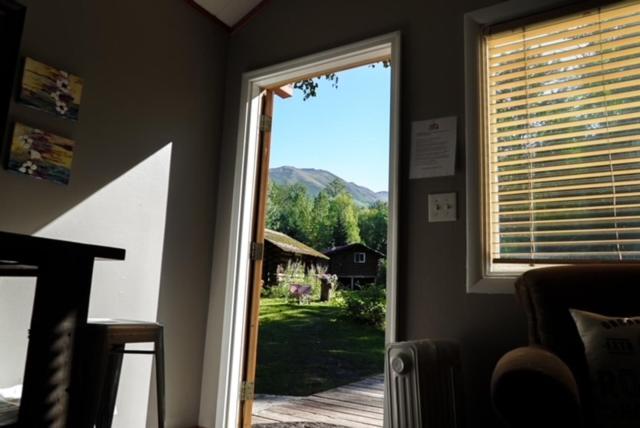 Hope Alaska'S Bear Creek Lodge Kültér fotó