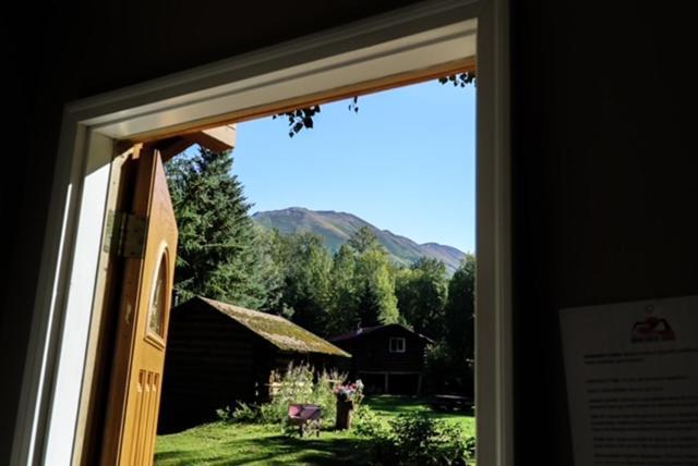 Hope Alaska'S Bear Creek Lodge Kültér fotó